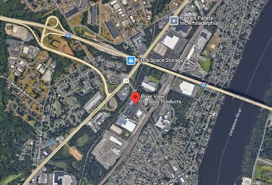 Maps of River View Outdoor's location
